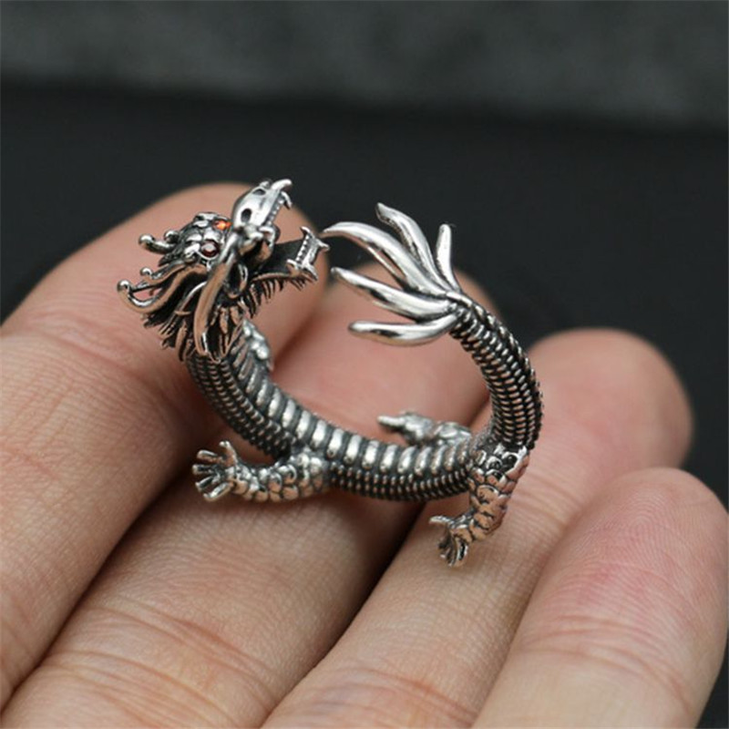 Anello Gotico Punk con Drago J - Pilates Ring Magic recensione e prezzo